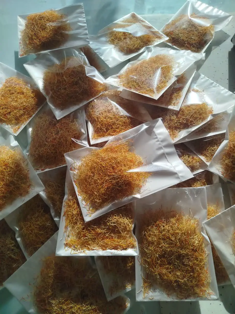 ریشه زعفران (۲.۳ گرمی)